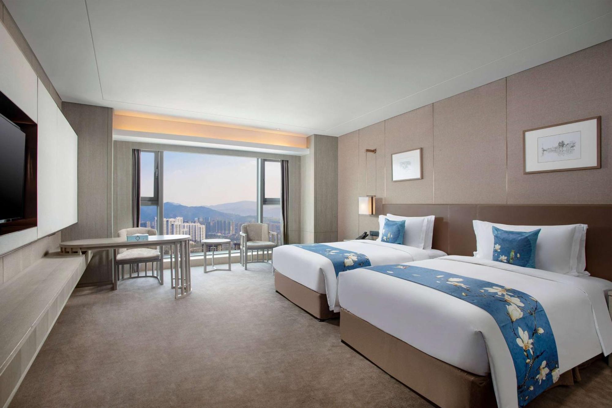Kunming Huiyue Wyndham Hotel Exterior photo