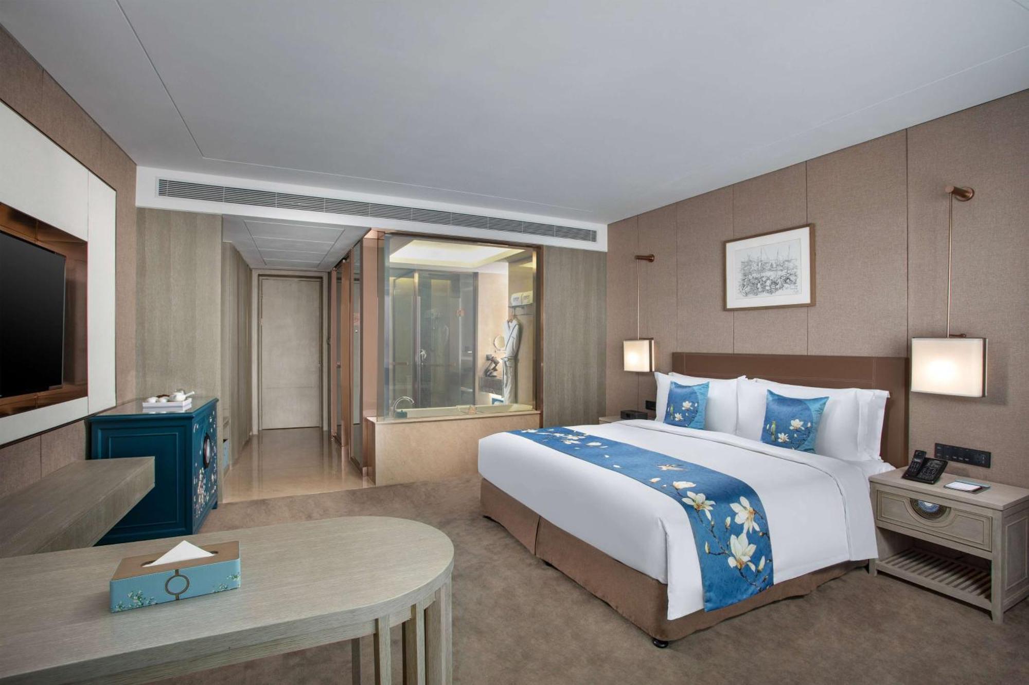 Kunming Huiyue Wyndham Hotel Exterior photo